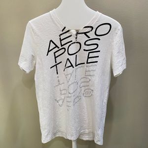 Men’s Aeropostale v-neck t-shirt